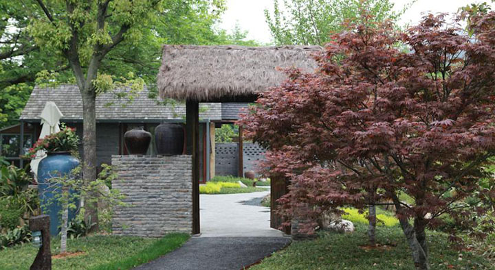 鄉(xiāng)村旅游規(guī)劃設計公司：熱土養(yǎng)生莊園旅游規(guī)劃之體現(xiàn)質樸風格的園林小品
