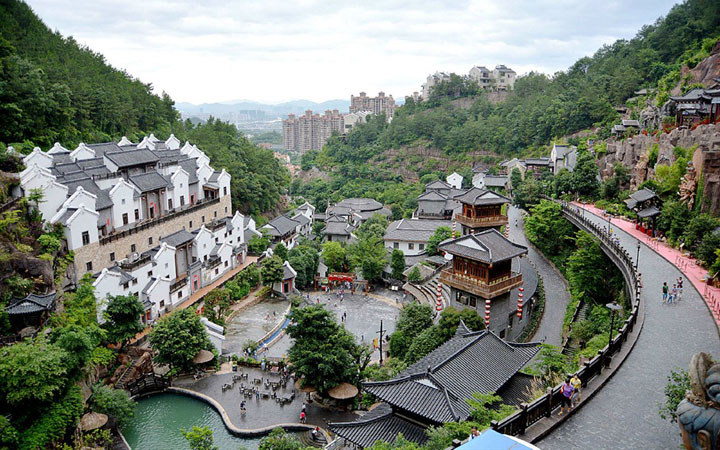 人文旅游項目旅游規(guī)劃公司：客天下旅游產(chǎn)業(yè)園客家小鎮(zhèn)旅游規(guī)劃實(shí)景