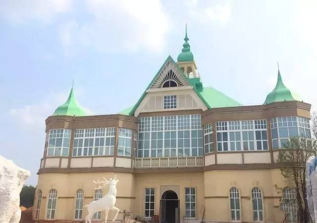 ?；◢u五國(guó)溫泉城類似項(xiàng)目落成效果