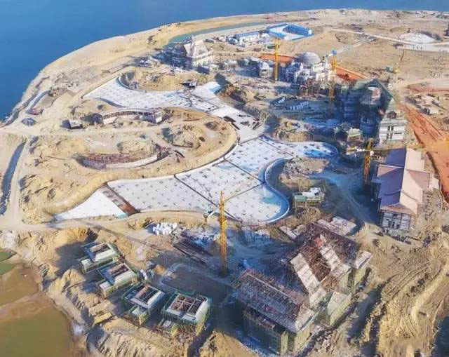 ?；◢u五國(guó)溫泉城海心島溫泉建設(shè)