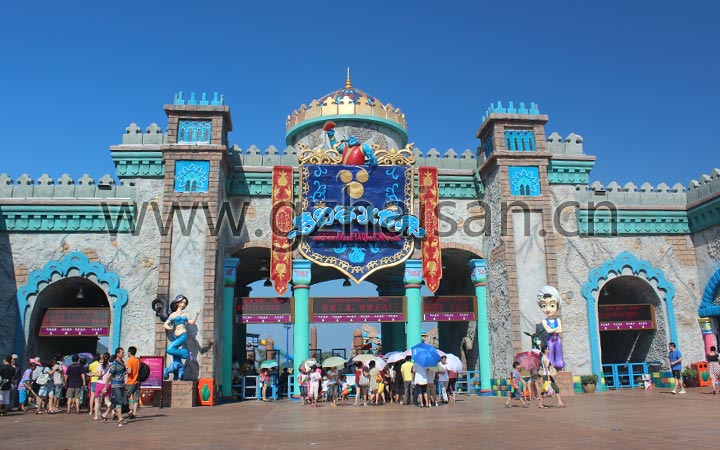 水主題公園項(xiàng)目旅游策劃咨詢公司：橫店夢幻谷水世界入口廣場